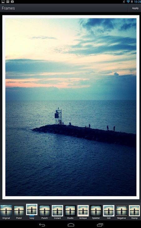 Screenshot of the Aviary app